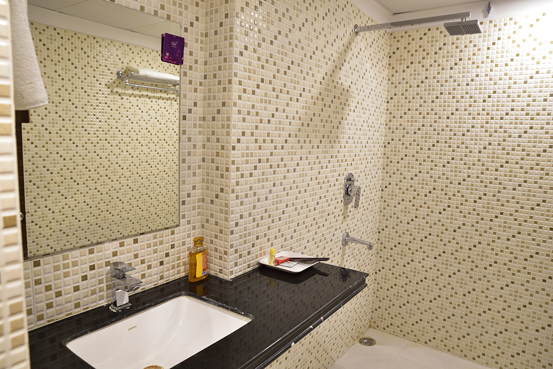 luxury hotels in gorakhpur